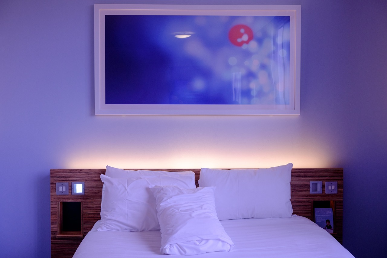 Romantische Slaapkamer Inspiratie – Kleur, Verlichting en Persoonlijke Touches